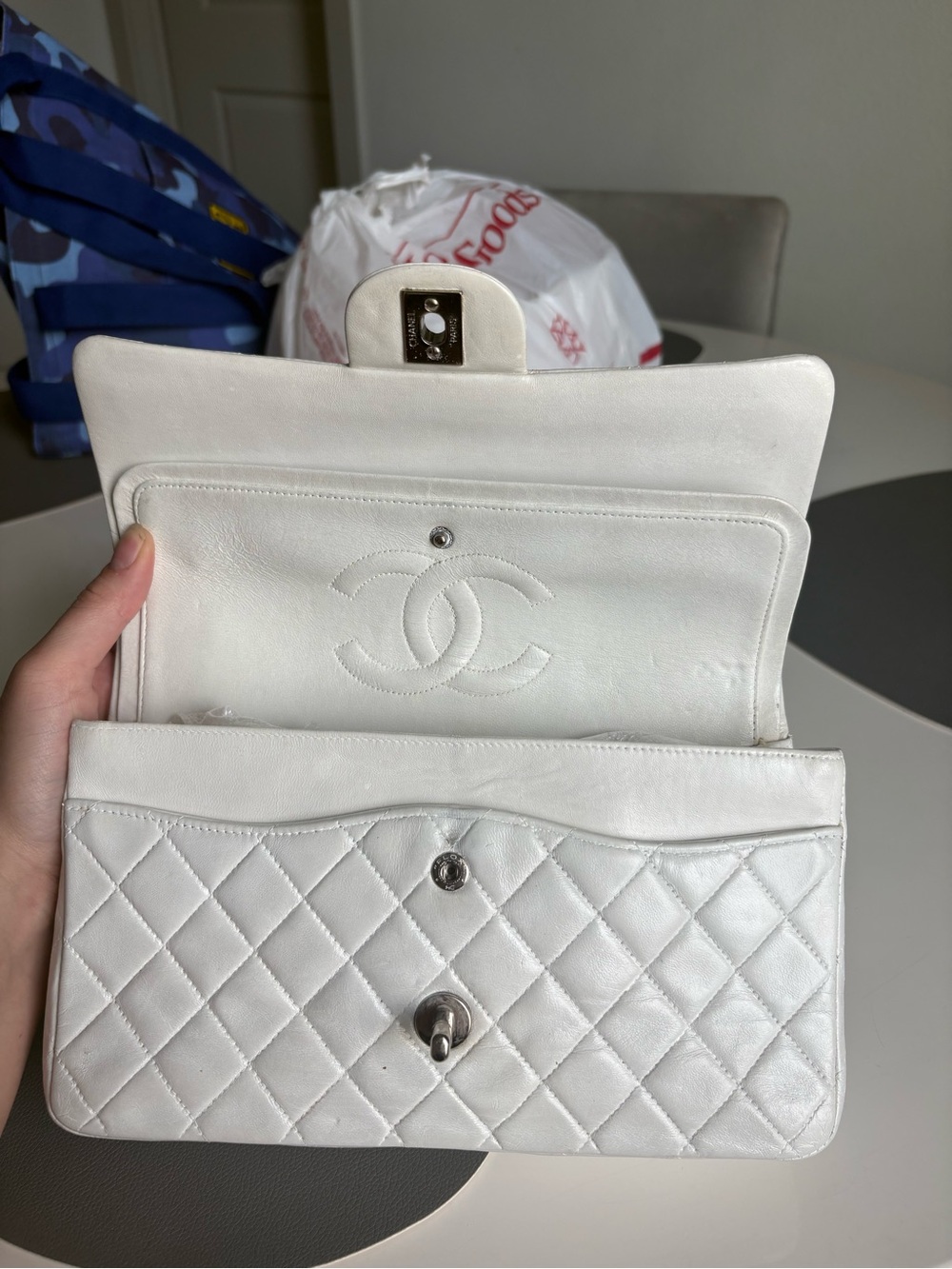 CHANEL White Quilted Lambskin Classic Flap Medium - Picture 2 of 12